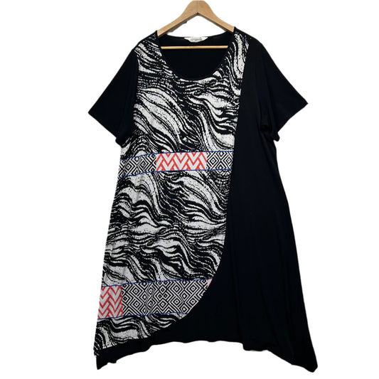 Virtuelle Dress Size 18 Medium Plus Short Sleeve Midi Length