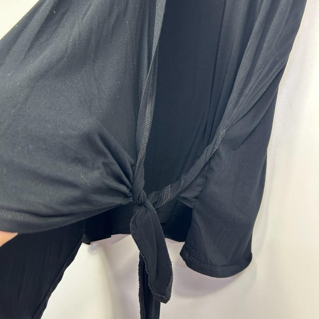 Virtuelle Black Tie-Front Top - Size 18/M