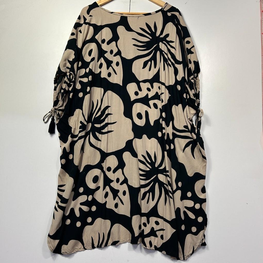 Juwita Moon Black Floral Dress - One Size (Fits up to 22)