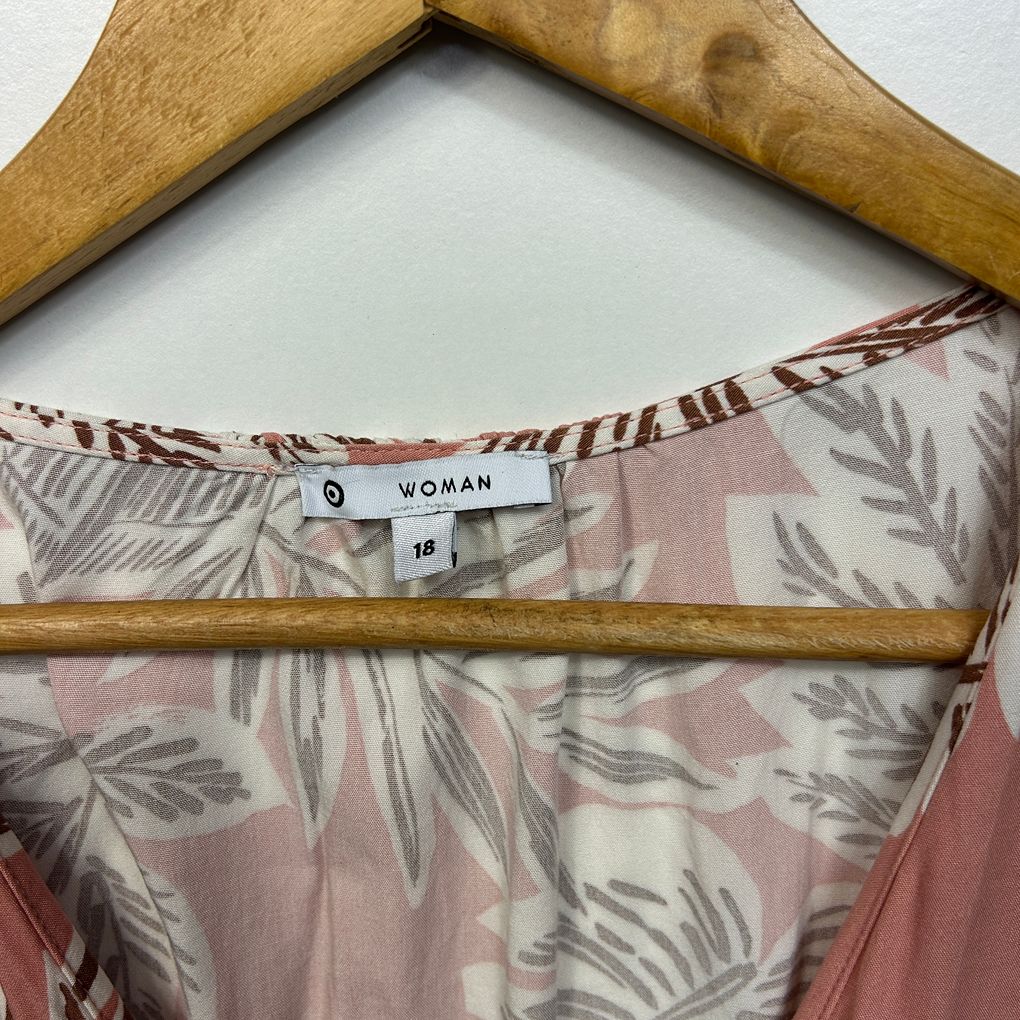 Target Woman Pink Floral Dress - Size 18