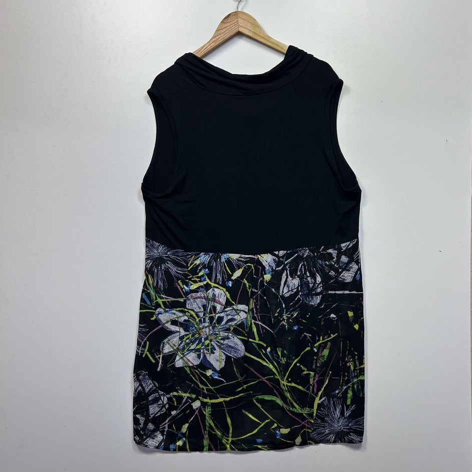 Taking Shape Black Floral Top - Size 18/M