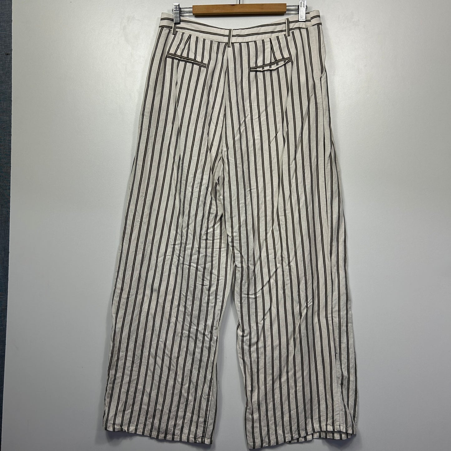 B Linen Striped Pants Size 14