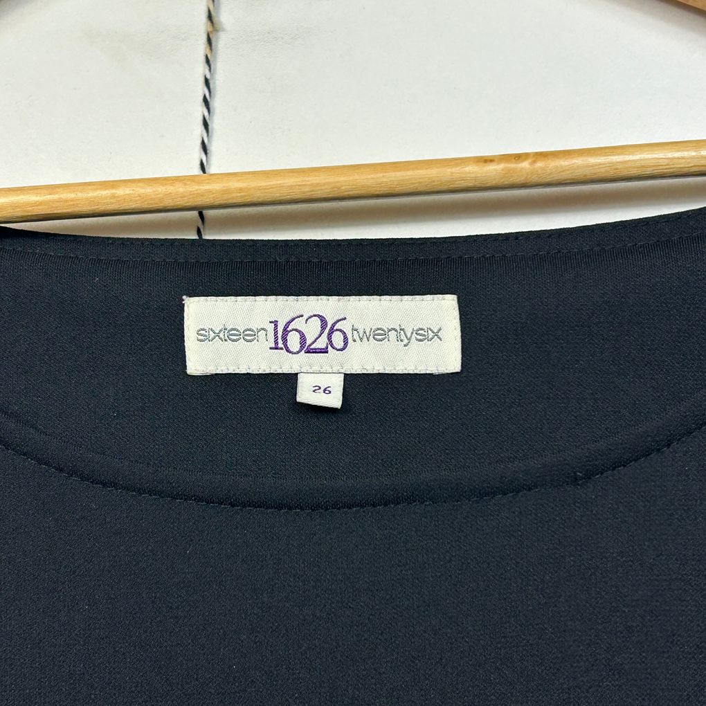 1626 Black T-Shirt Dress - Size 26