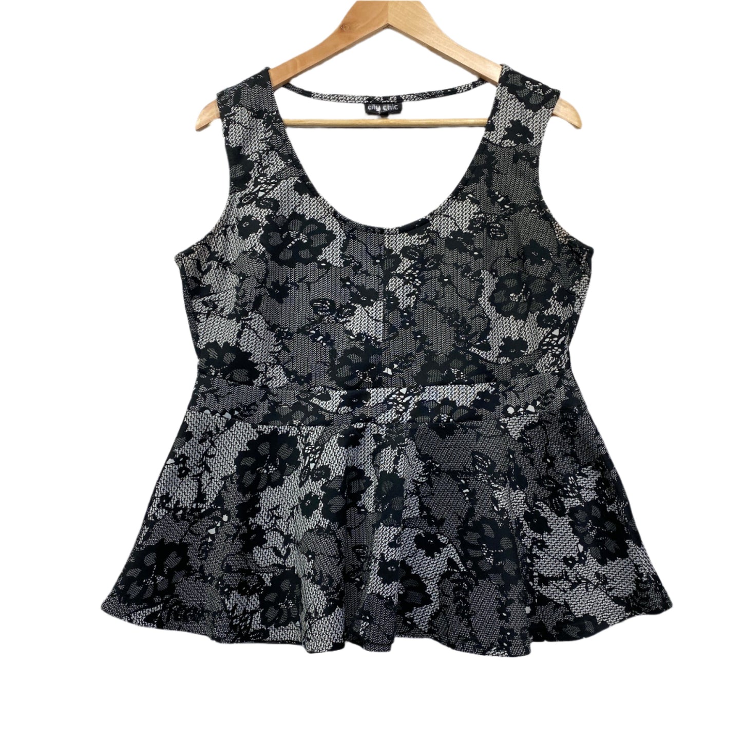 City Chic Top Size 16 Plus Small Sleevelss Lace Overlay Peplum