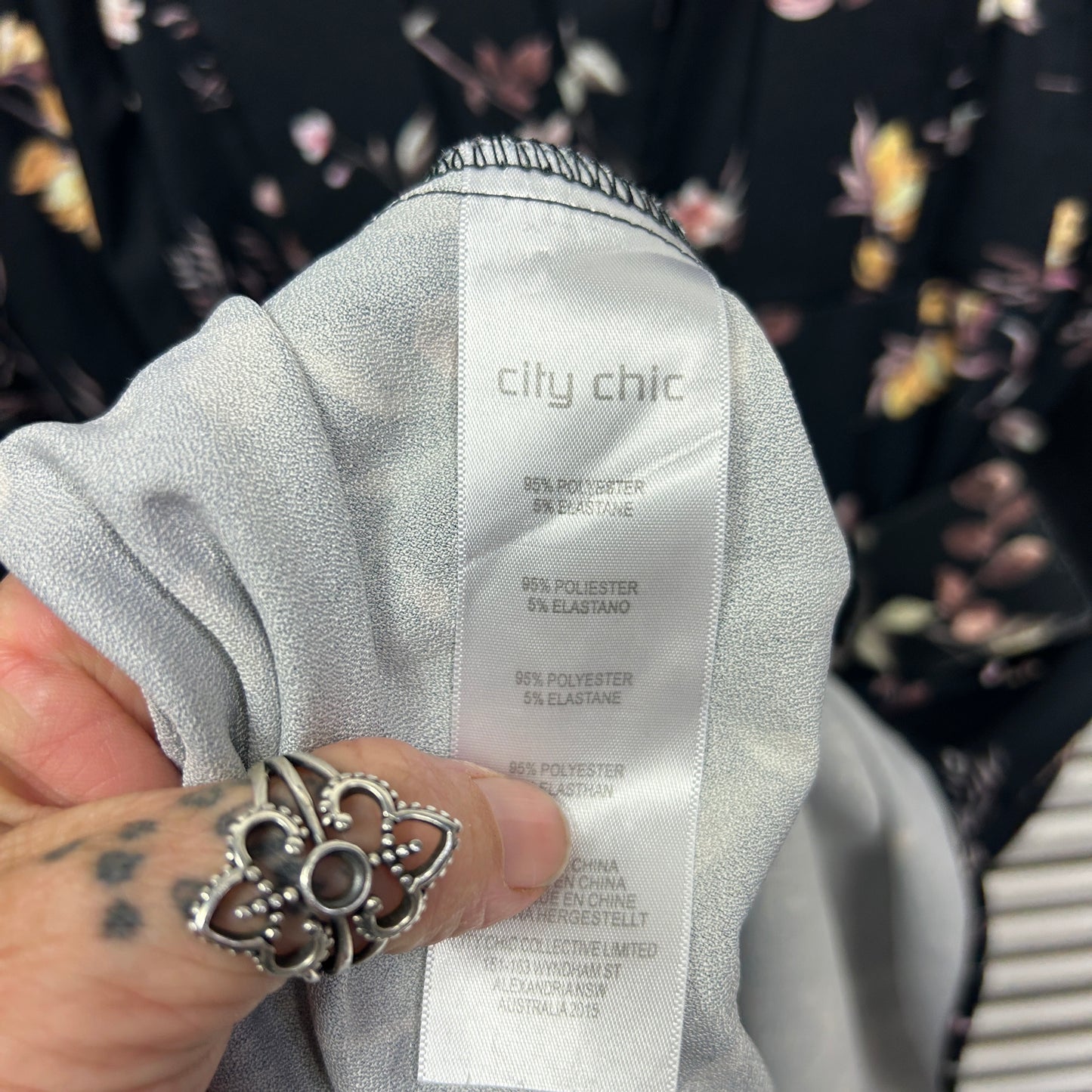 City Chic Dress Size 20 Large Sleeveless Black Floral Cocktail