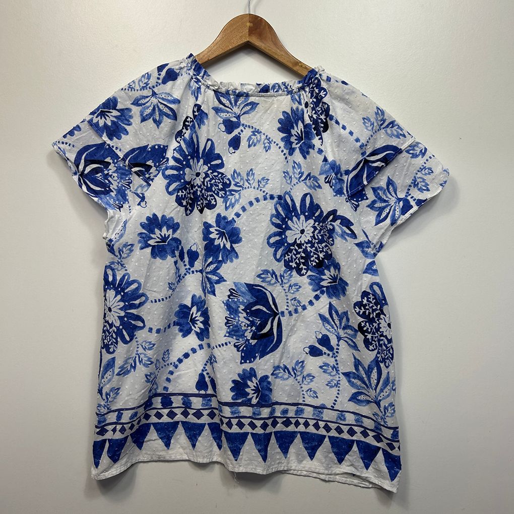 Suzanne Grae Blue Floral Cotton Top - Size 18