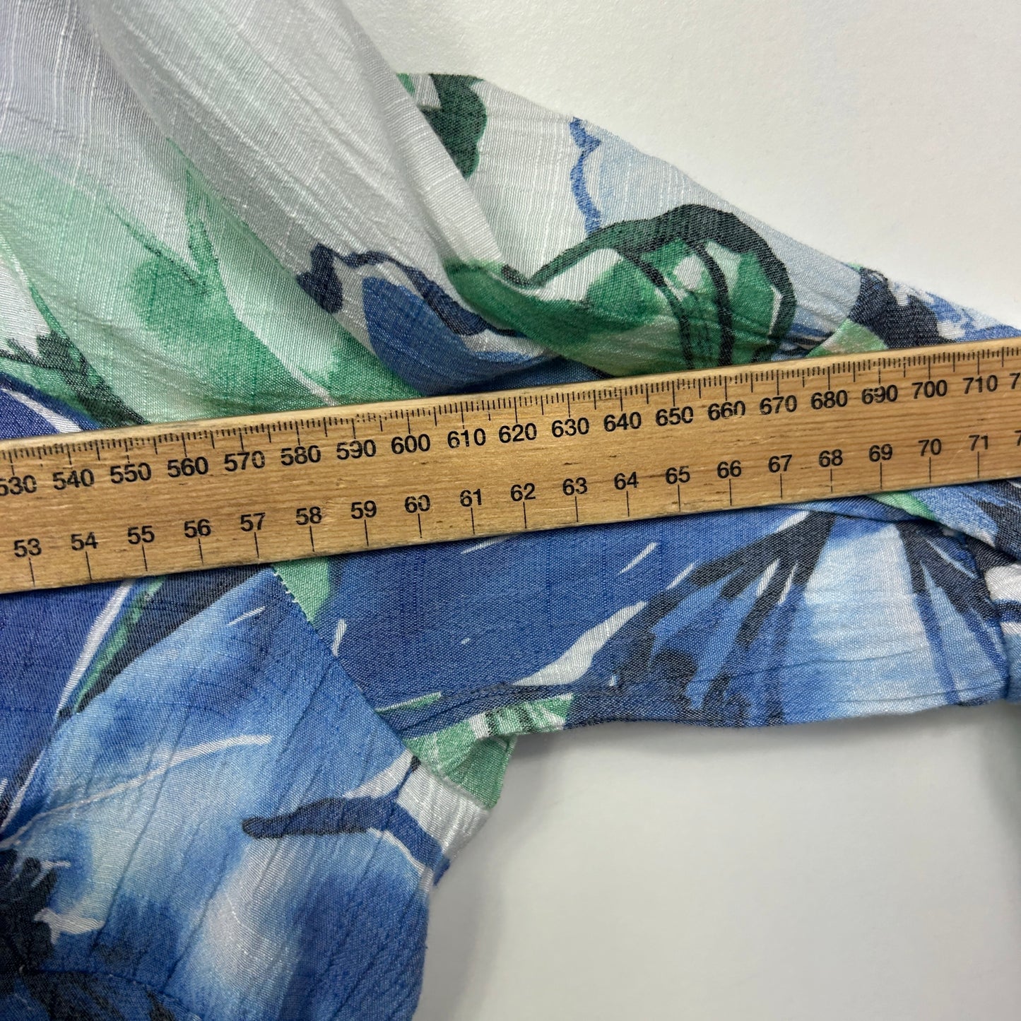 Millers White Blue Green Floral Top - Size 20