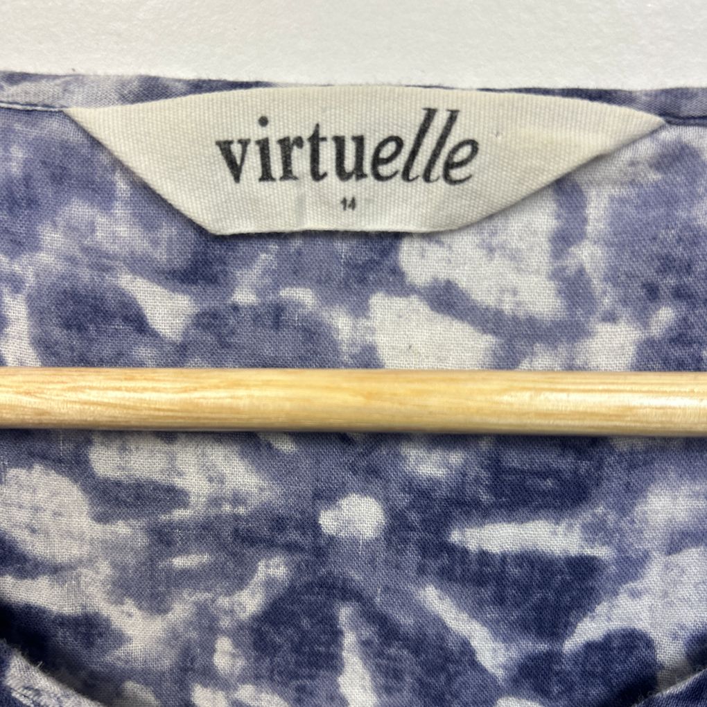 Virtuelle Blue Top - Size 14