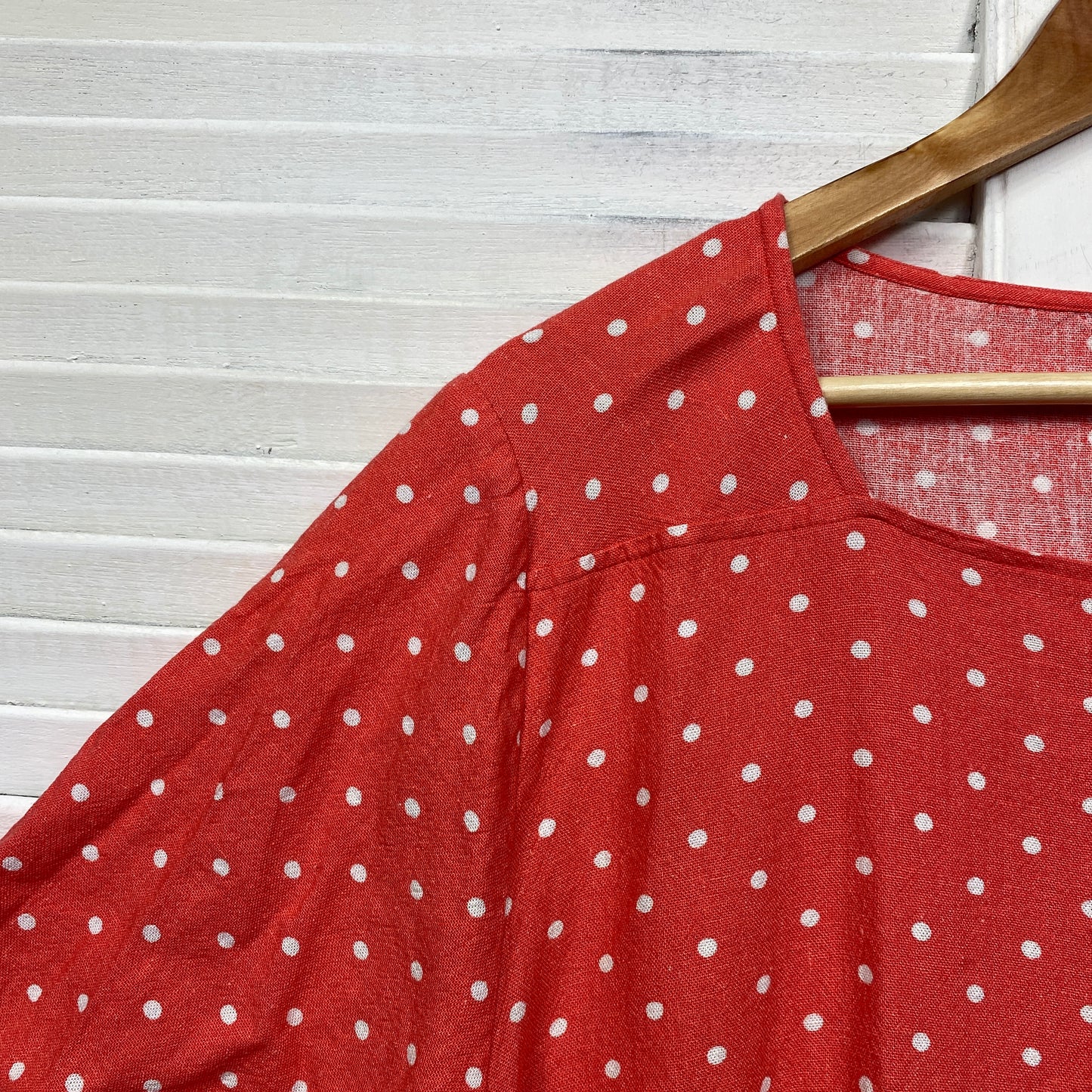 W Lane Linen Top Size 20 Orange White Polka Dots