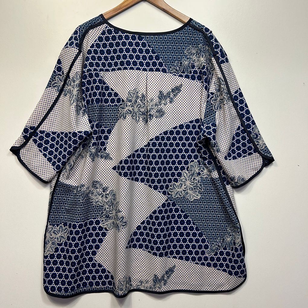 Adrift Navy Top - Size 18/3XL