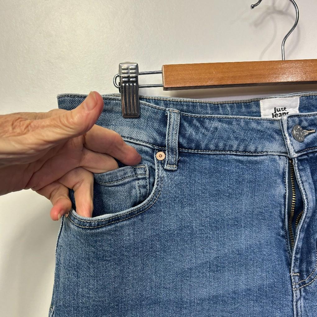 Just Jeans Bootcut Petite Mid Rise Comfort  Jeans - Size 14