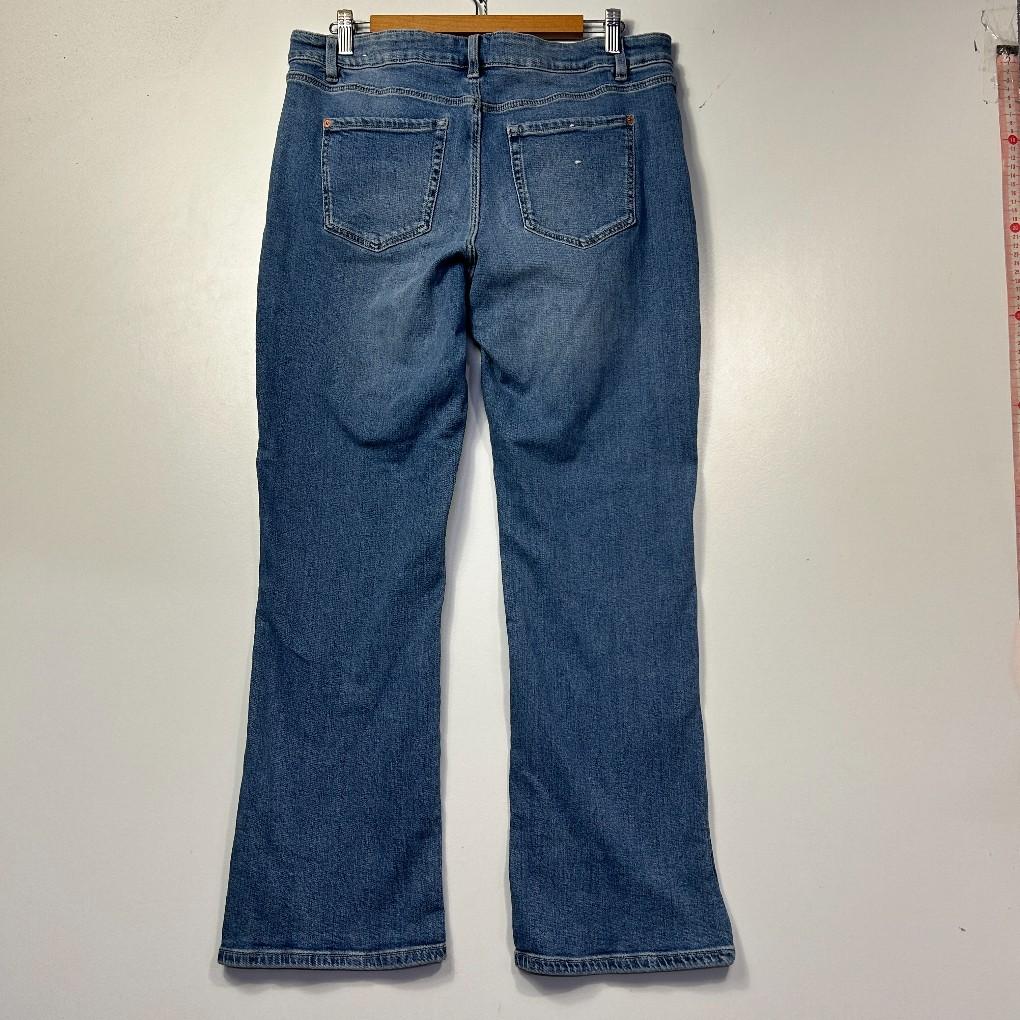 Just Jeans Bootcut Petite Mid Rise Comfort  Jeans - Size 14