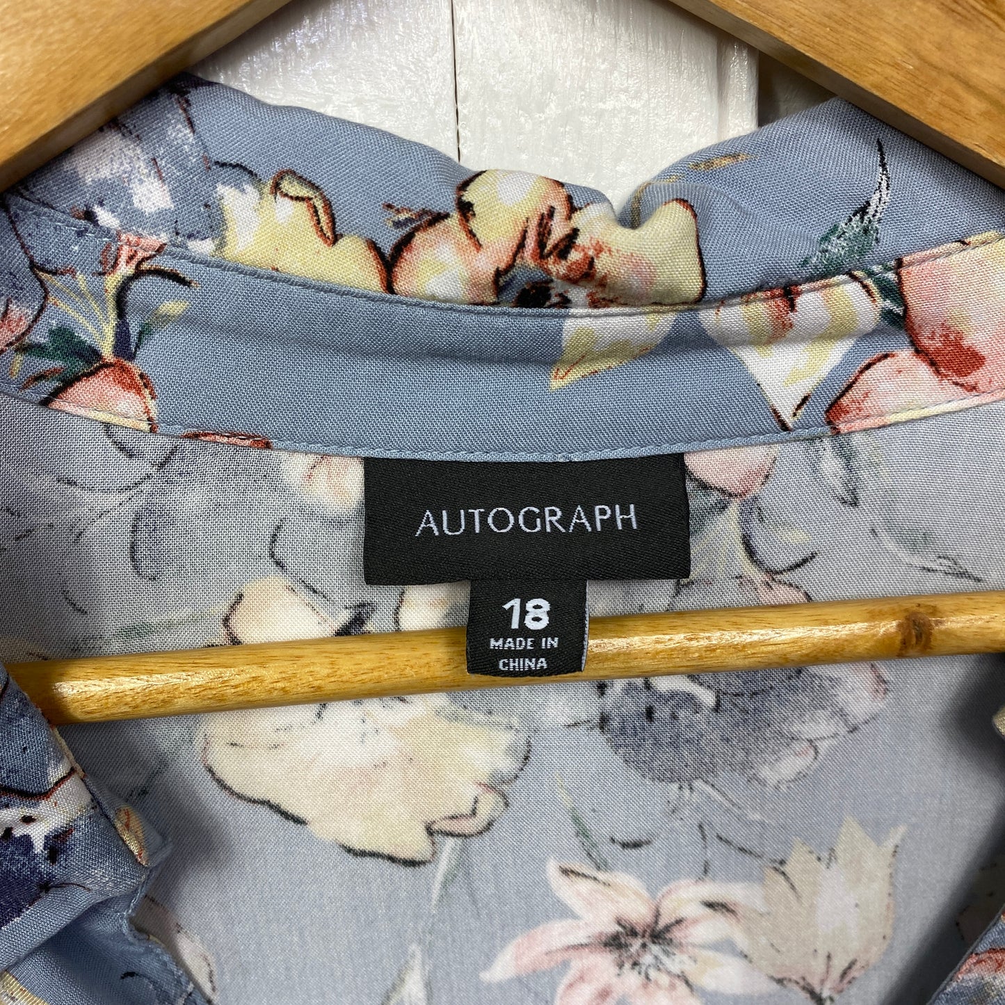 Autograph Top Size 18 Short Sleeve Button Up Floral