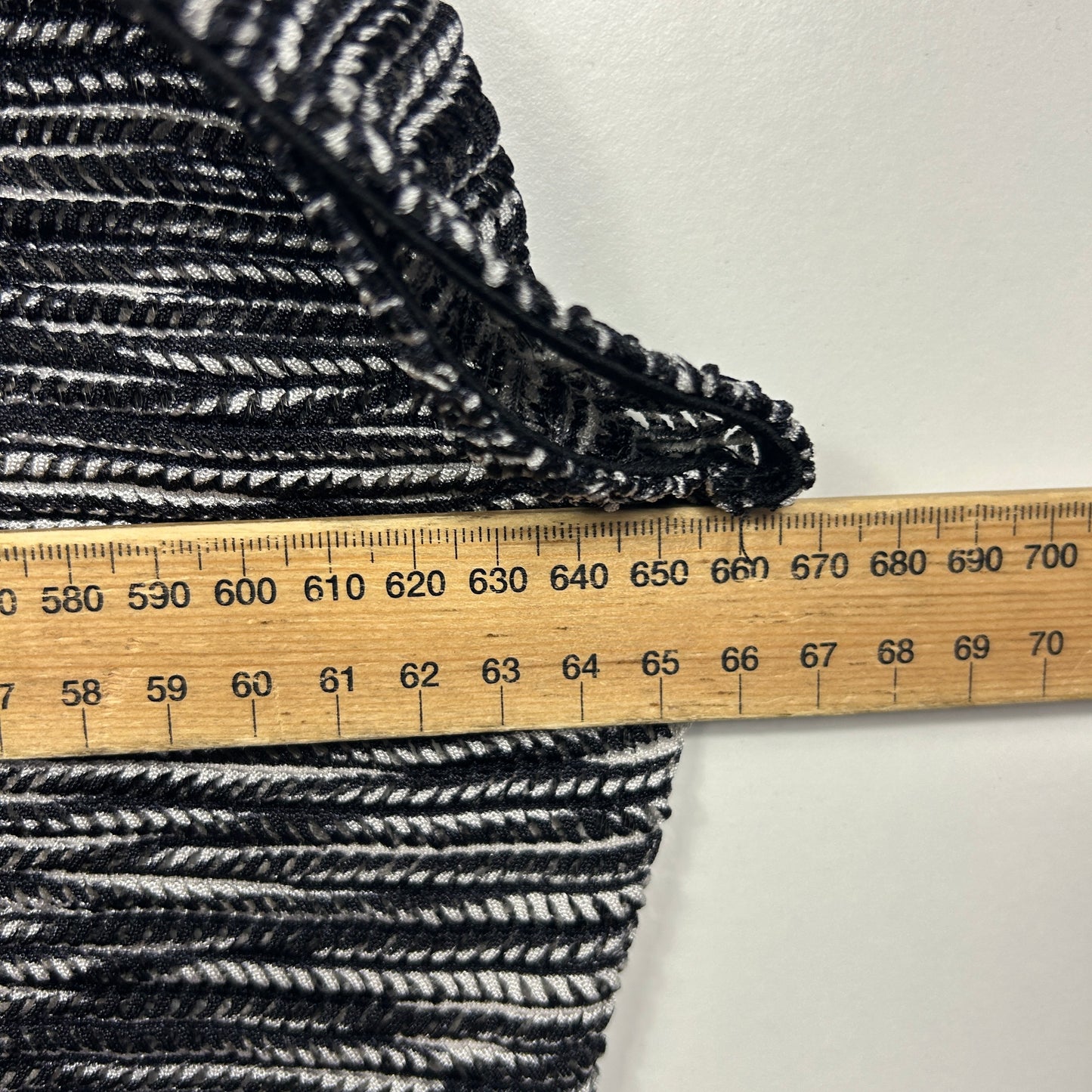 Suzanne Grae Black White Textured Sheer Top - Size XL