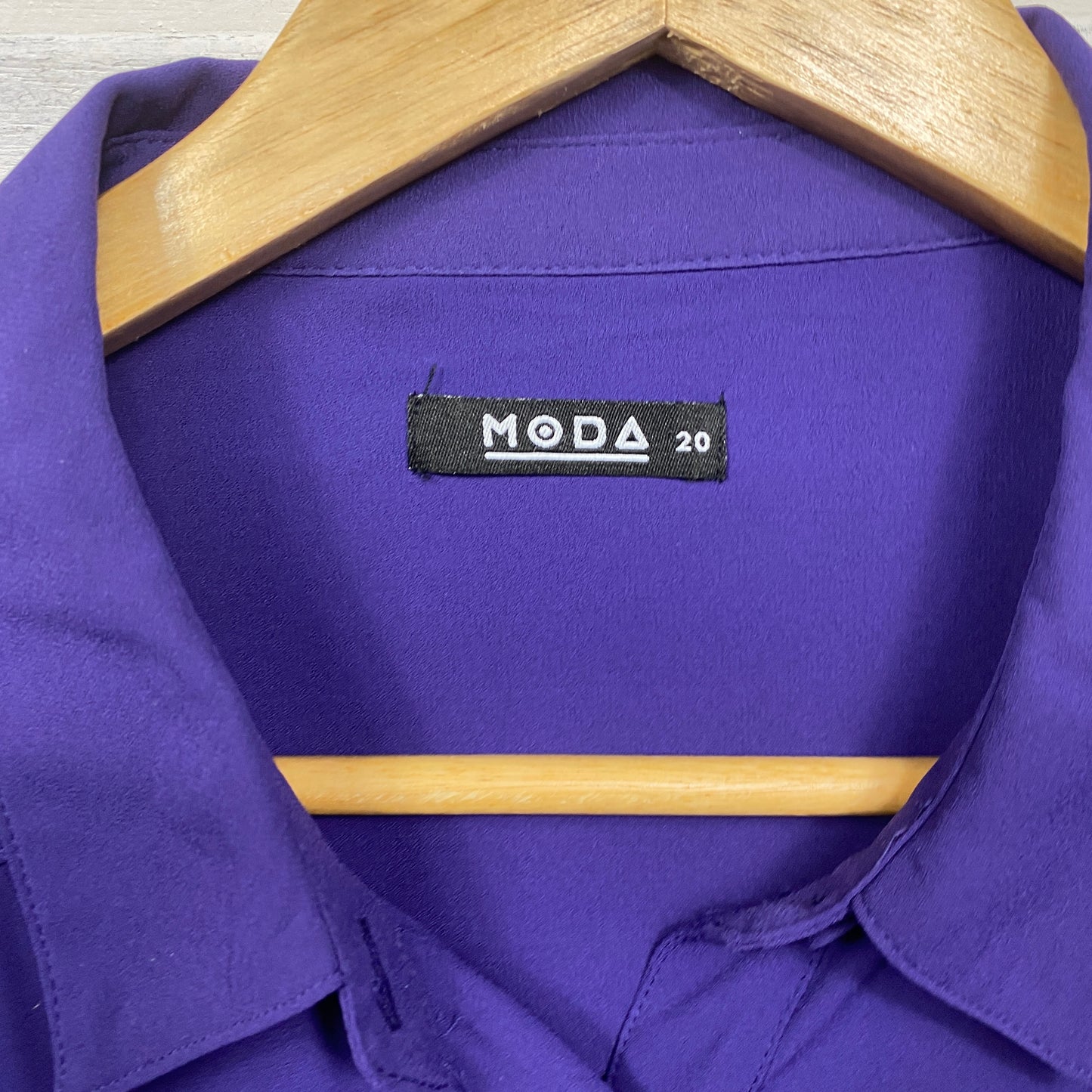 Moda Top Size 20 Purple Button Up Roll Tab Sleeve