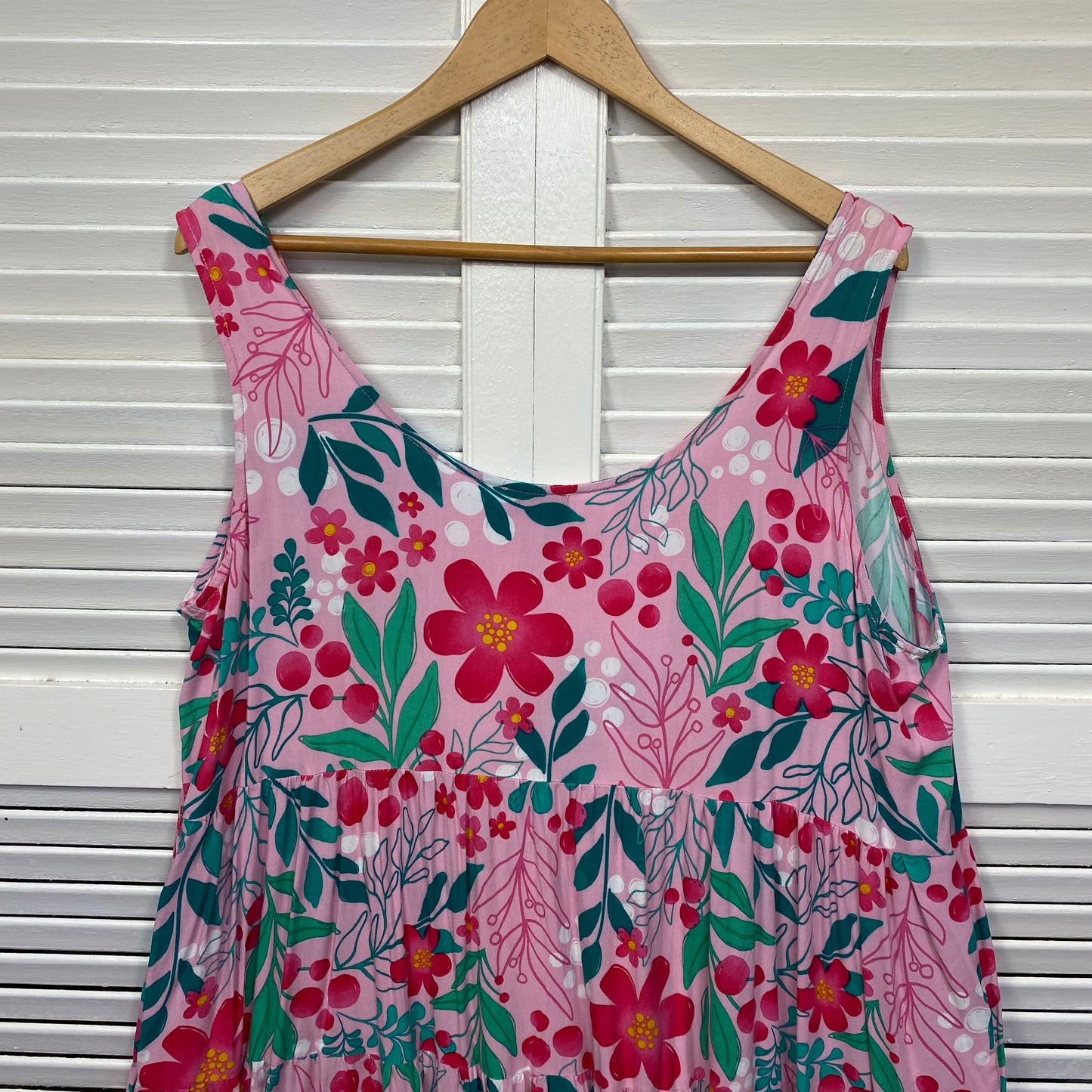 Proud Poppy Dress Size 18 Sleeveless Pink Floral Midi Lengh