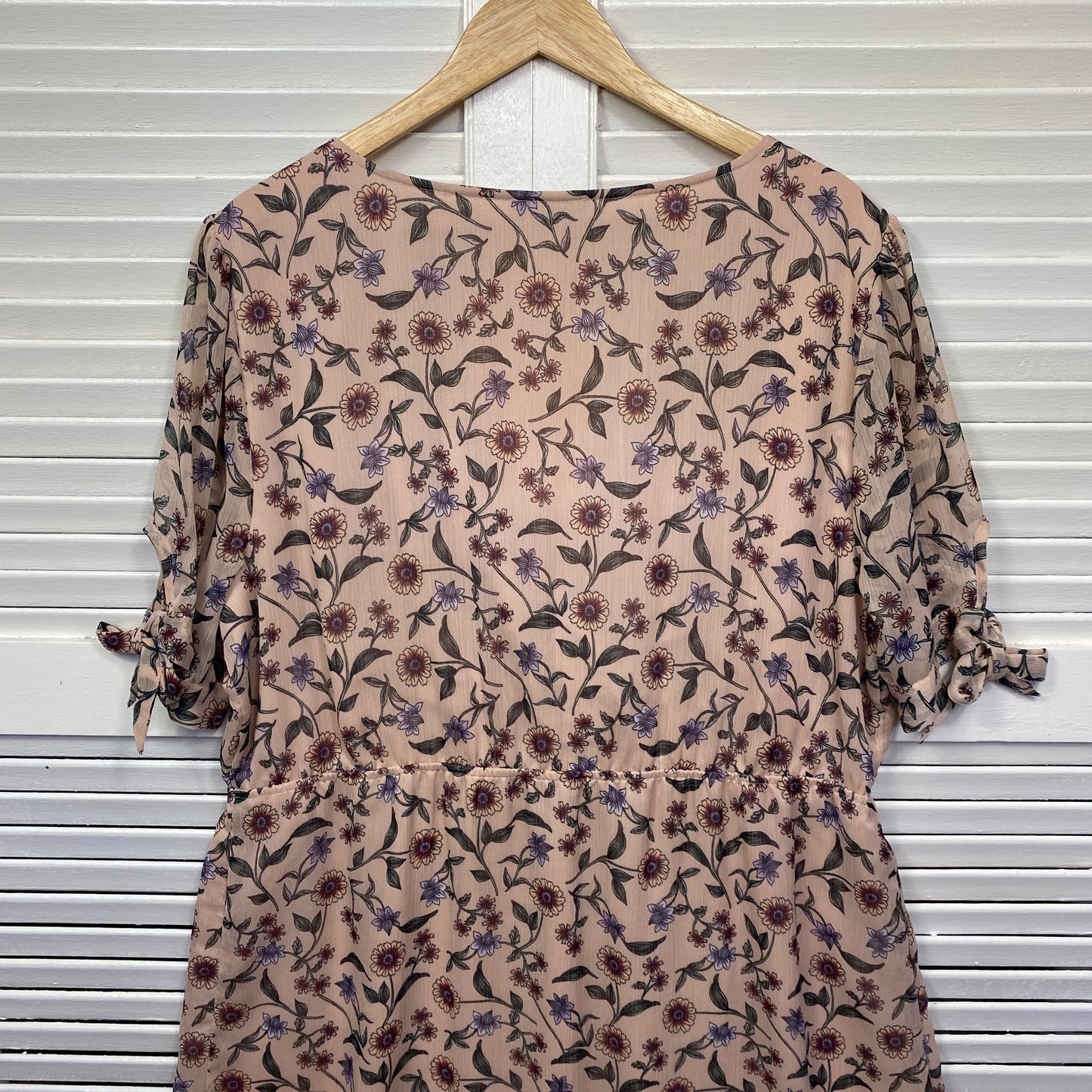 Basque Dress Size 18 Beige Floral Hi Low Hem