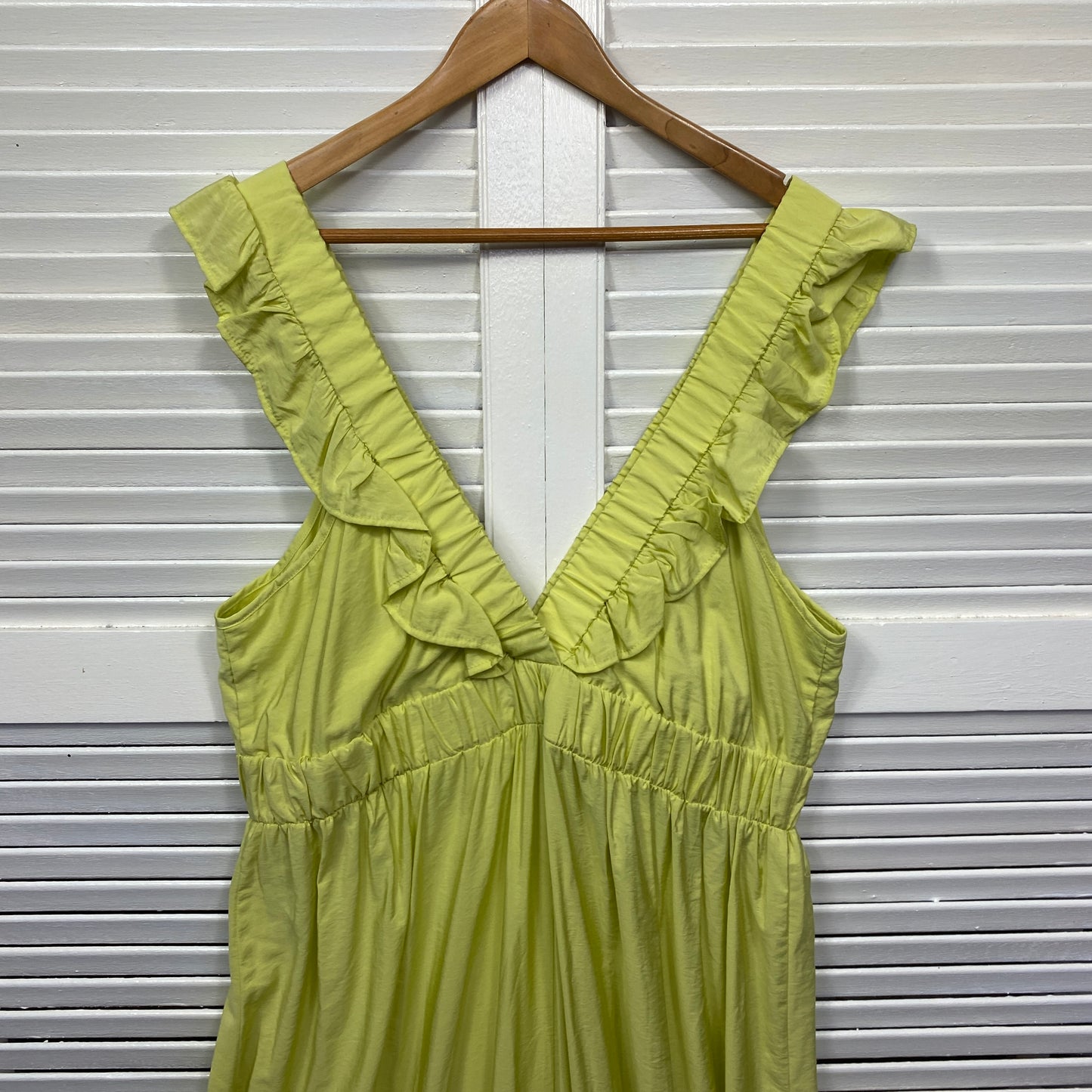 Lily Loves Maxi Dress Size 18 Lime Sleeveless Deep V Neck Ruffle Trim