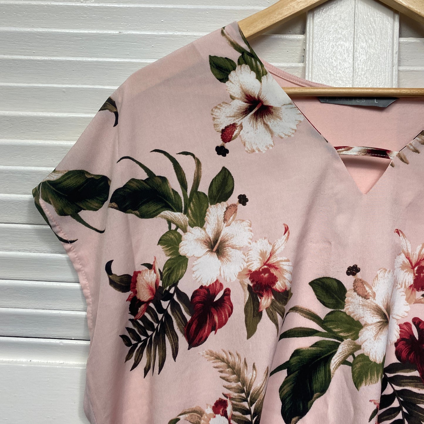 Katies Top Size 14 Large Pink Floral Short Sleeve