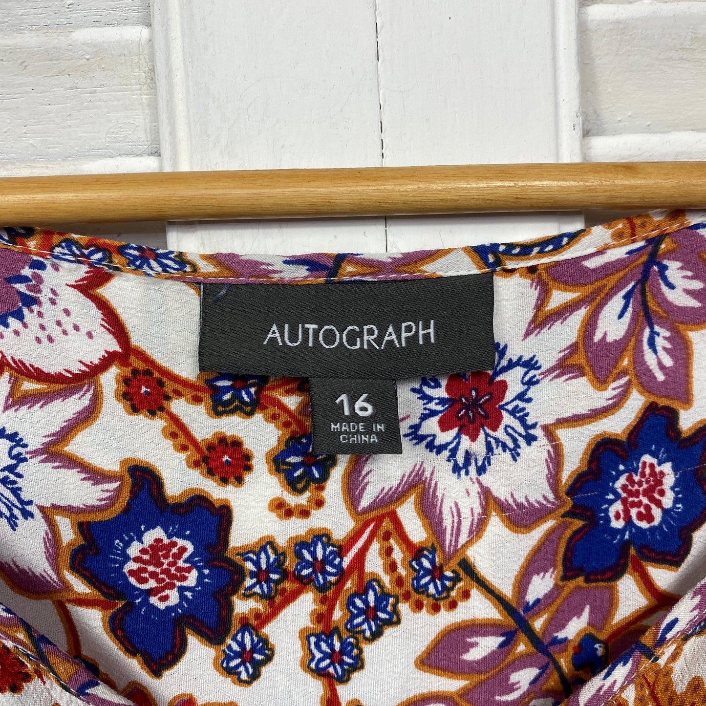 Autograph Top Size 16 White Floral Long Sleeve Viscose