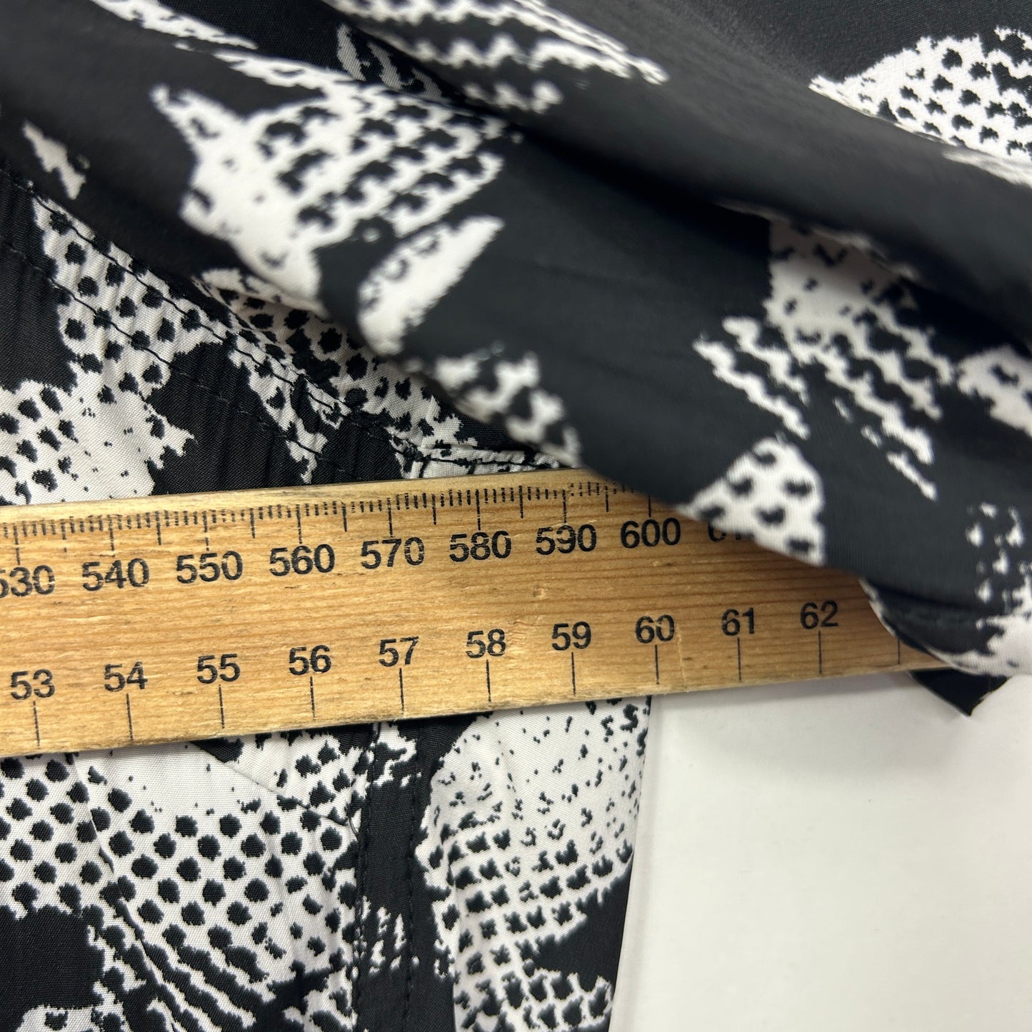 Sussan Black White Abstract Print  Dress - Size 14