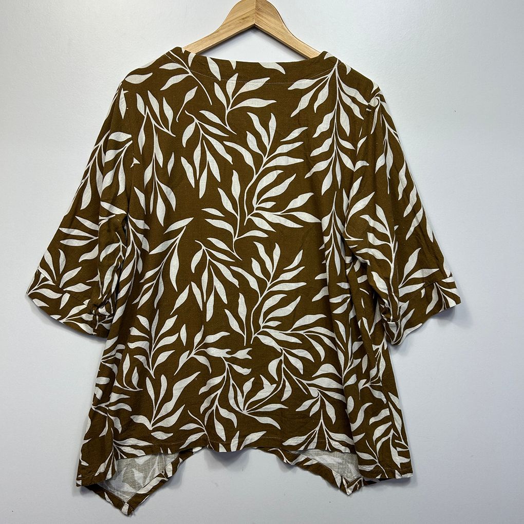 Ruby Rain Olive Linen Top - Size 16