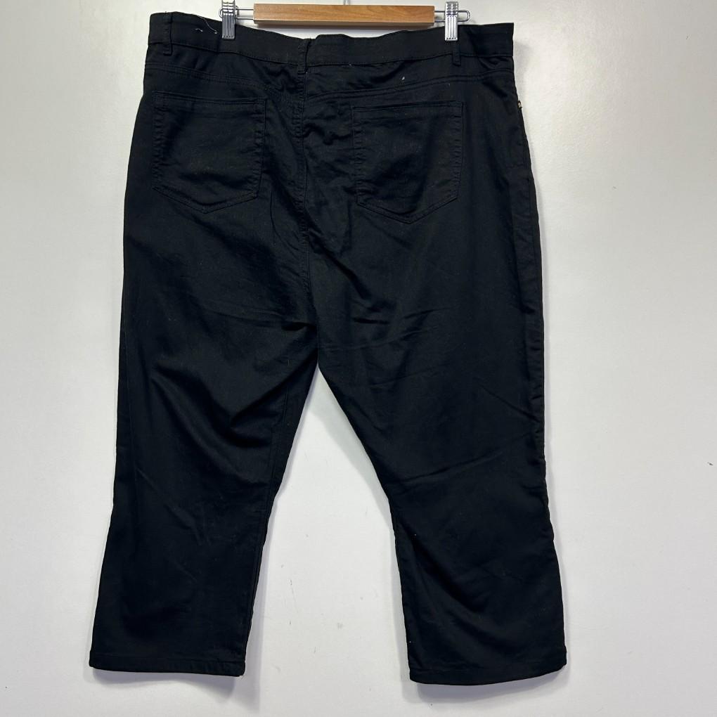 Rockmans Black Cropped Pants - Size 20