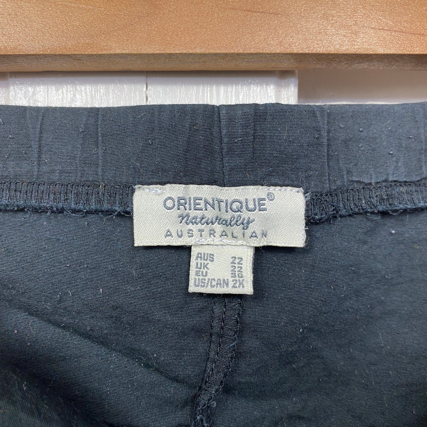 Orientque Shorts Size 22 Plus Black Pockets