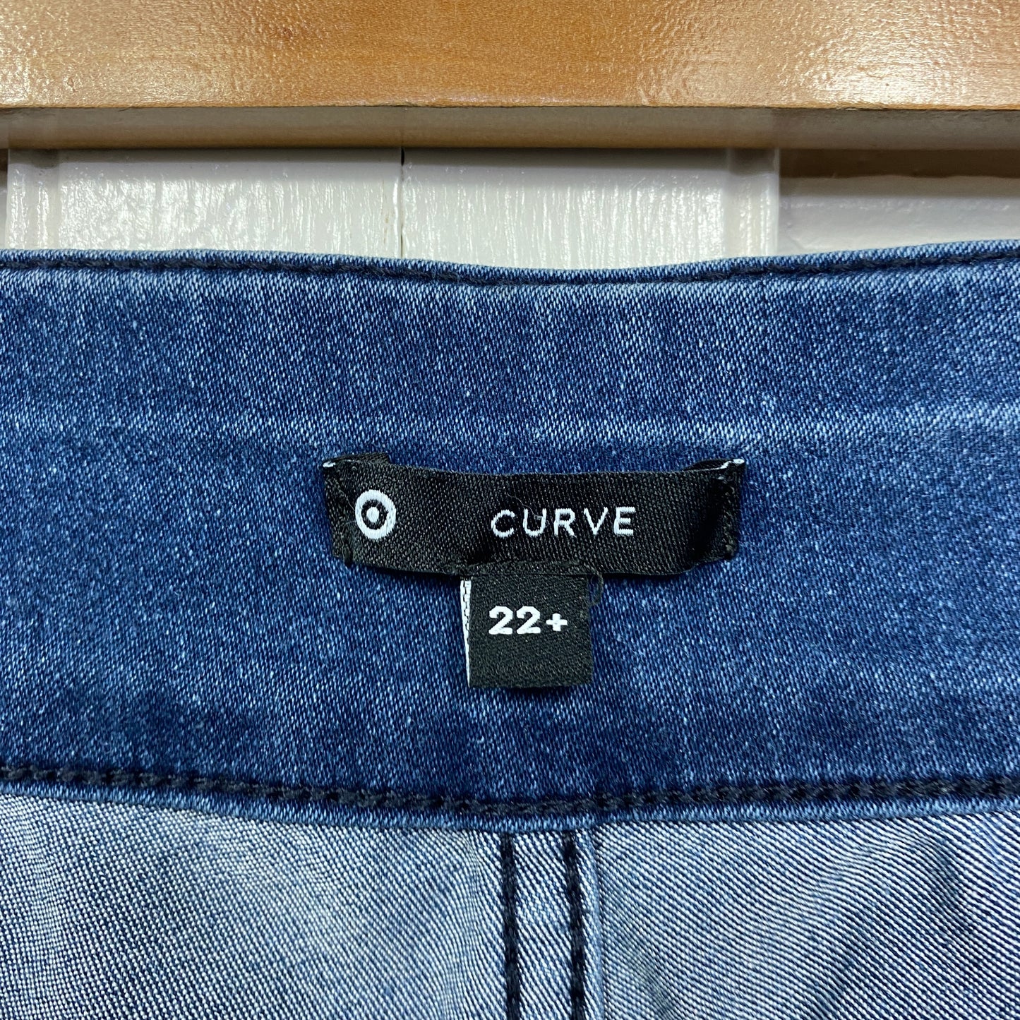 Target Curve Cropped Denim Pants Size 22 Pull On