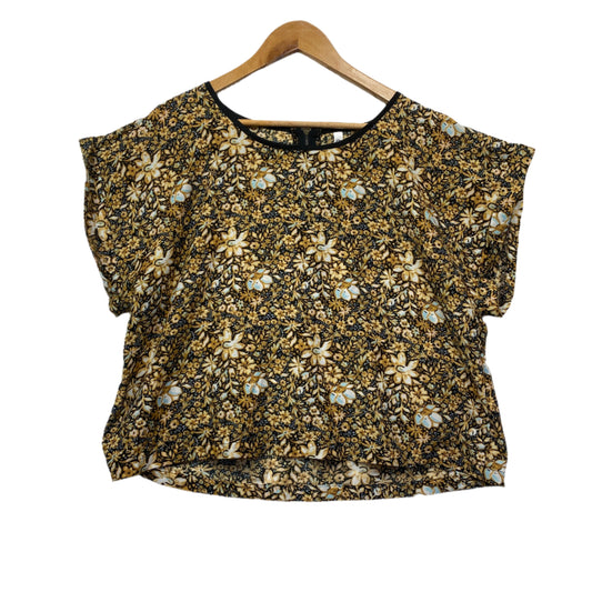 & Me Top Size 18 Yellow Black Floral