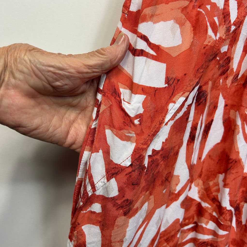 Taking Shape Peak Dress - Size 16