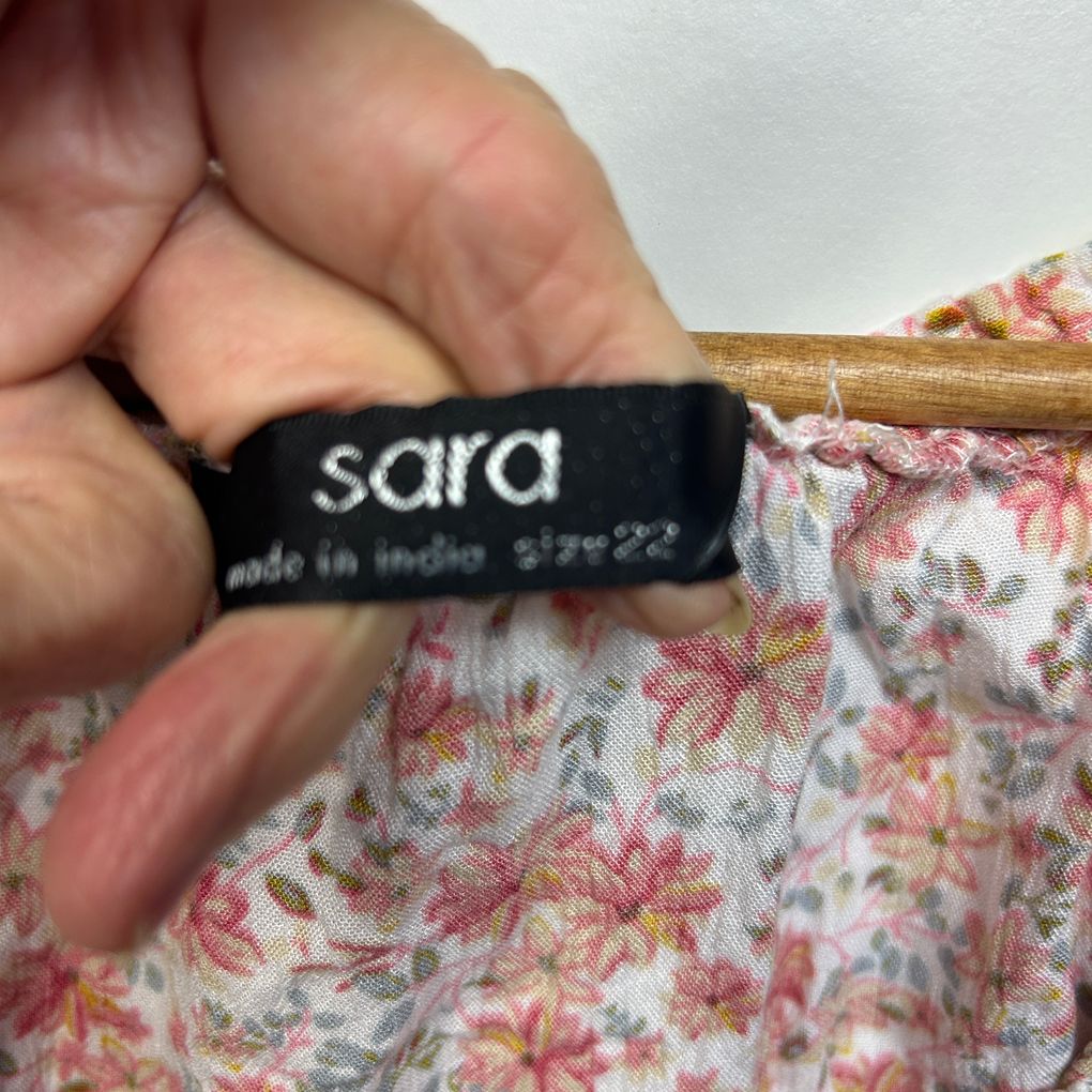 Sara Pink Floral Top - Size 22