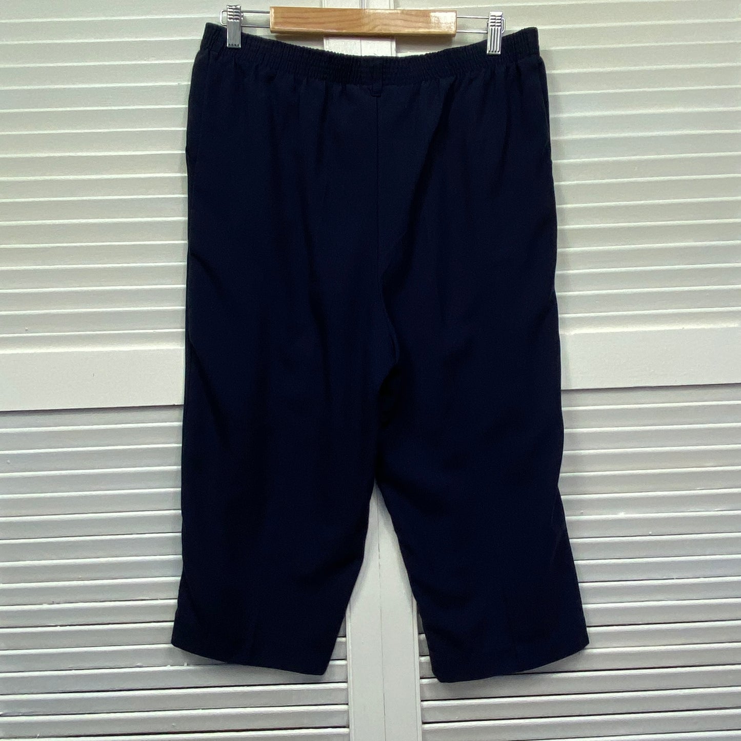 Millers Cropped Pants Size 14 Navy Elastic Waist