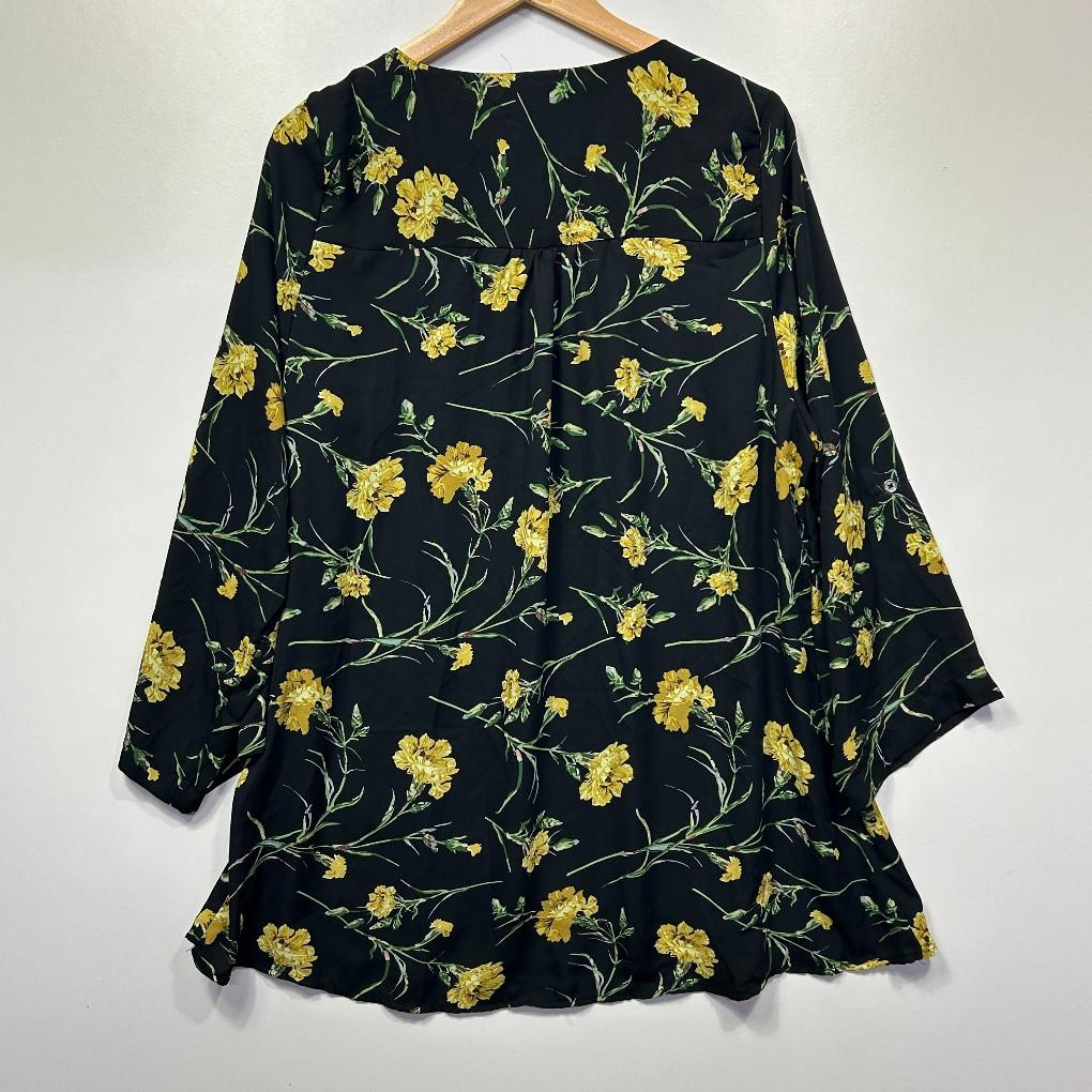 Beme Black Floral Top - Size 18