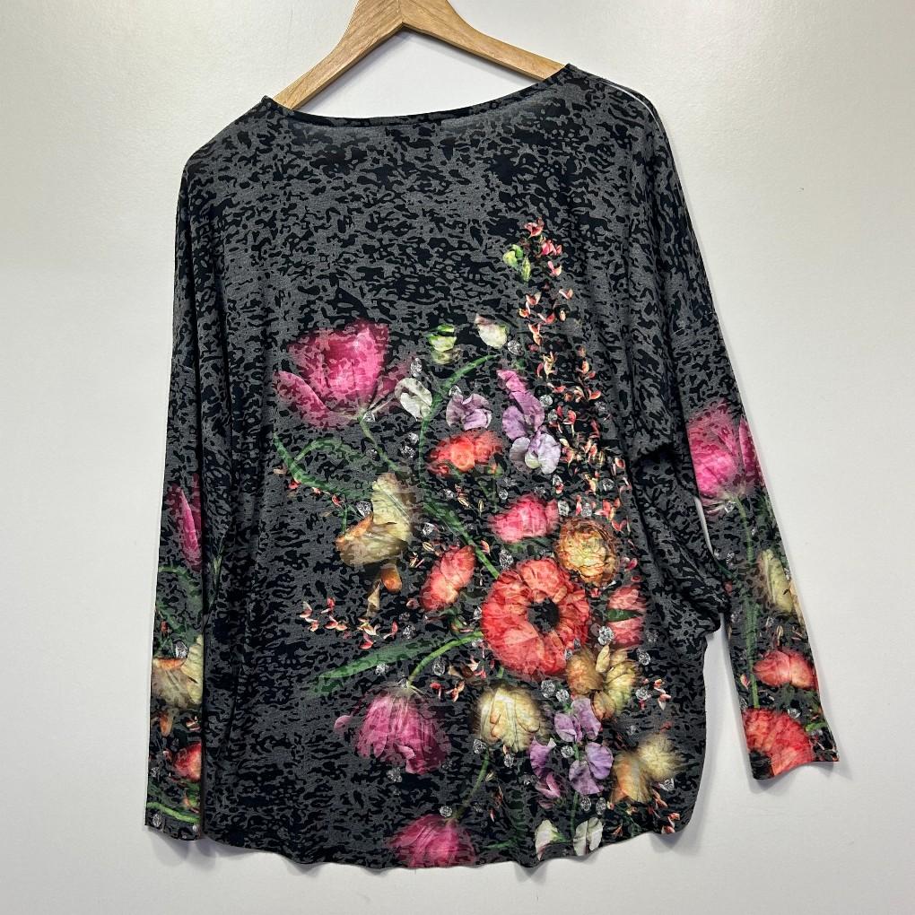 Seven Sisters Black Floral Top - Size 6/18