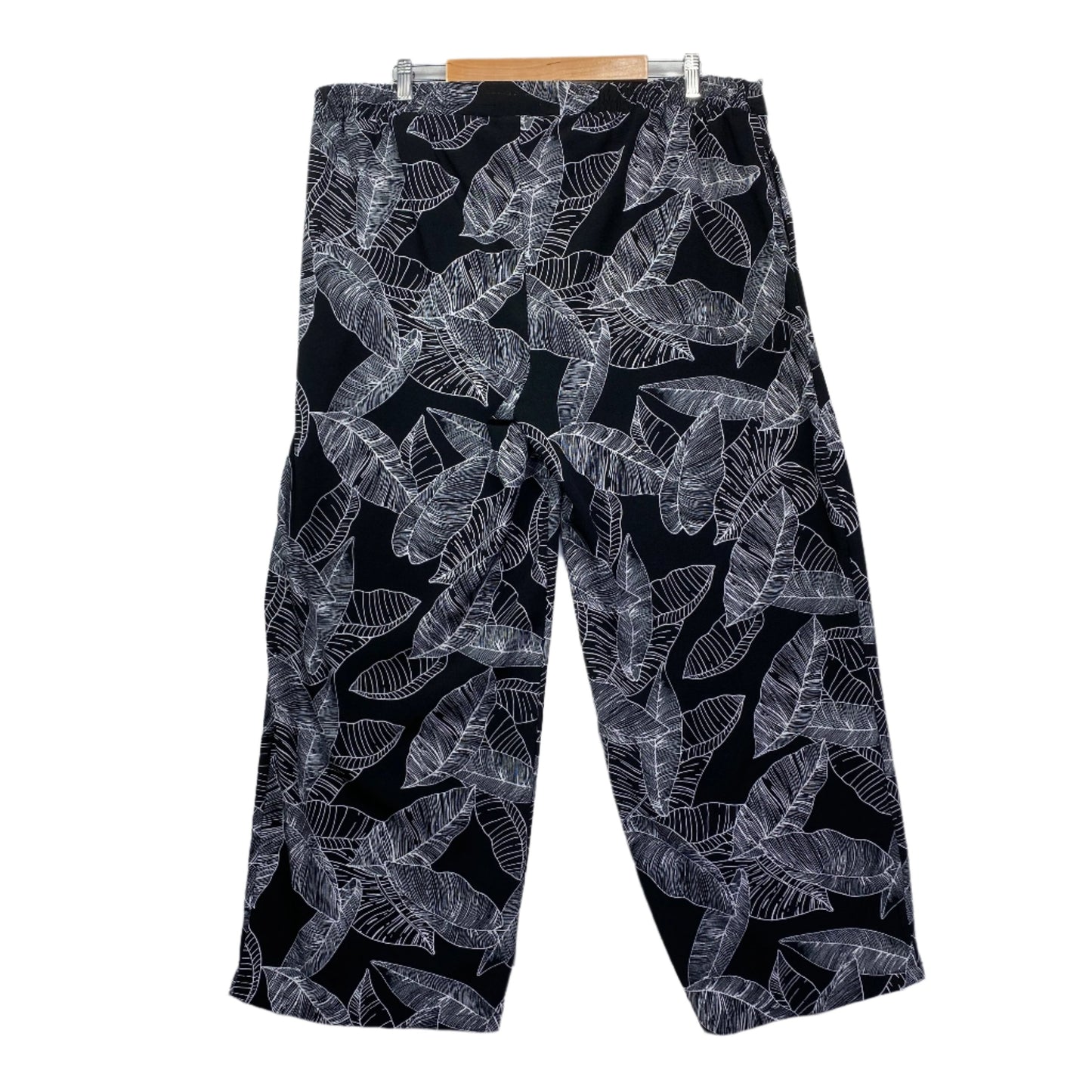 Rockmans Pants Size 16 Black White Floral Leaf Pockets