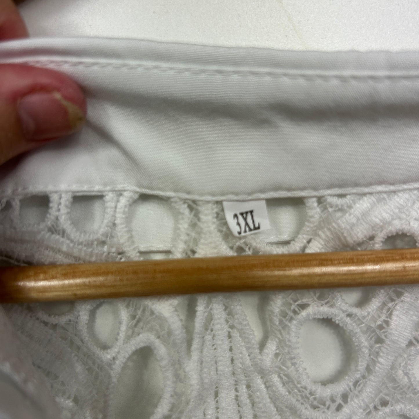 Embroidered Top Size 16 18 20 White Sheer Long Sleeve Button Up