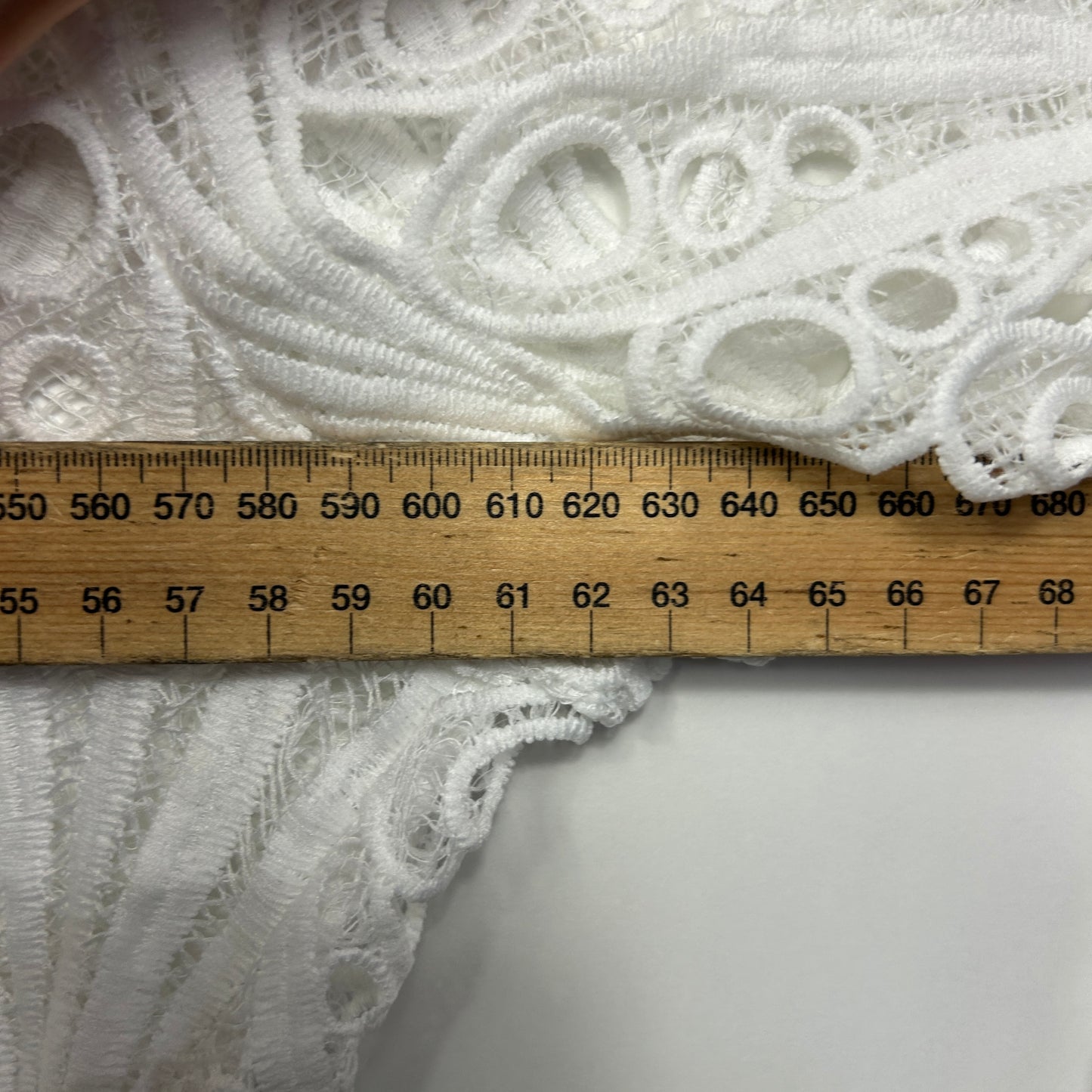 Embroidered Top Size 16 18 20 White Sheer Long Sleeve Button Up