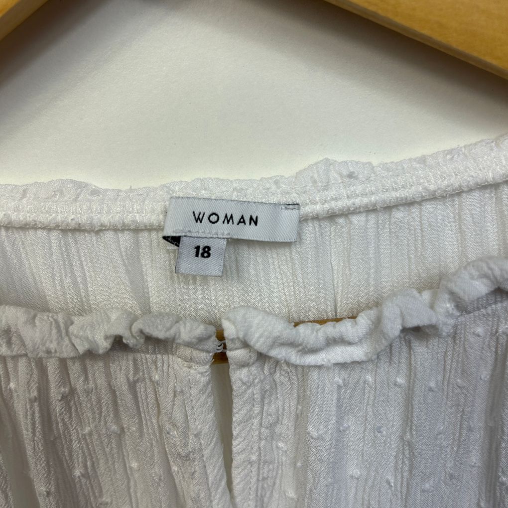 Target White Long Sleeve Top - Size 18