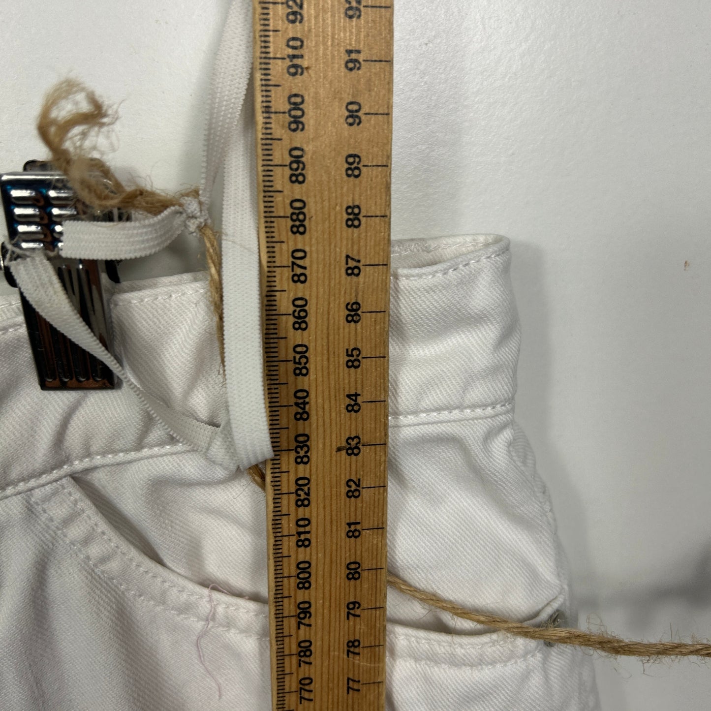 Sportscraft White Crop Jeans - Size 16