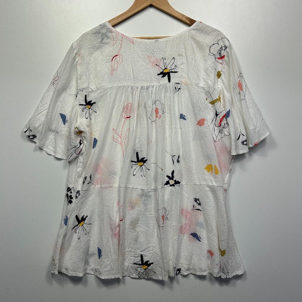 Autograph White Floral Top - Size 20