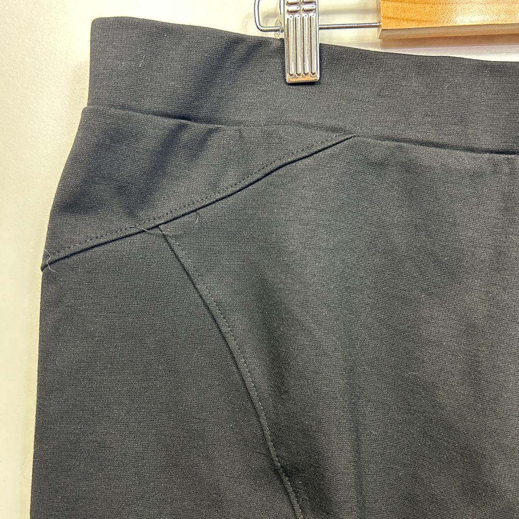 Millers Black Ponte Pants - Size 22