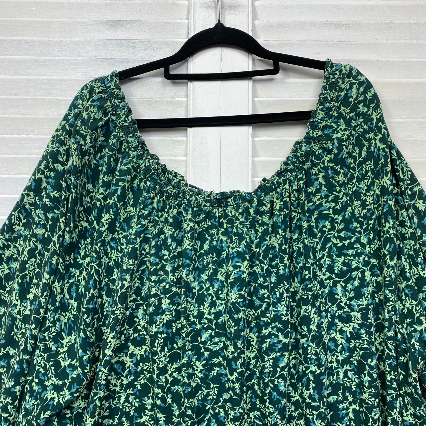 Autograph Top Size 26 Plus Green Floral Long Sleeve Viscose