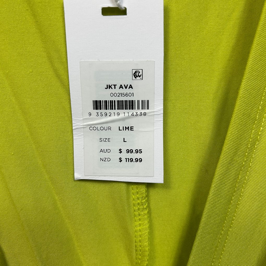 Refinity Lime Top - Size 20/L