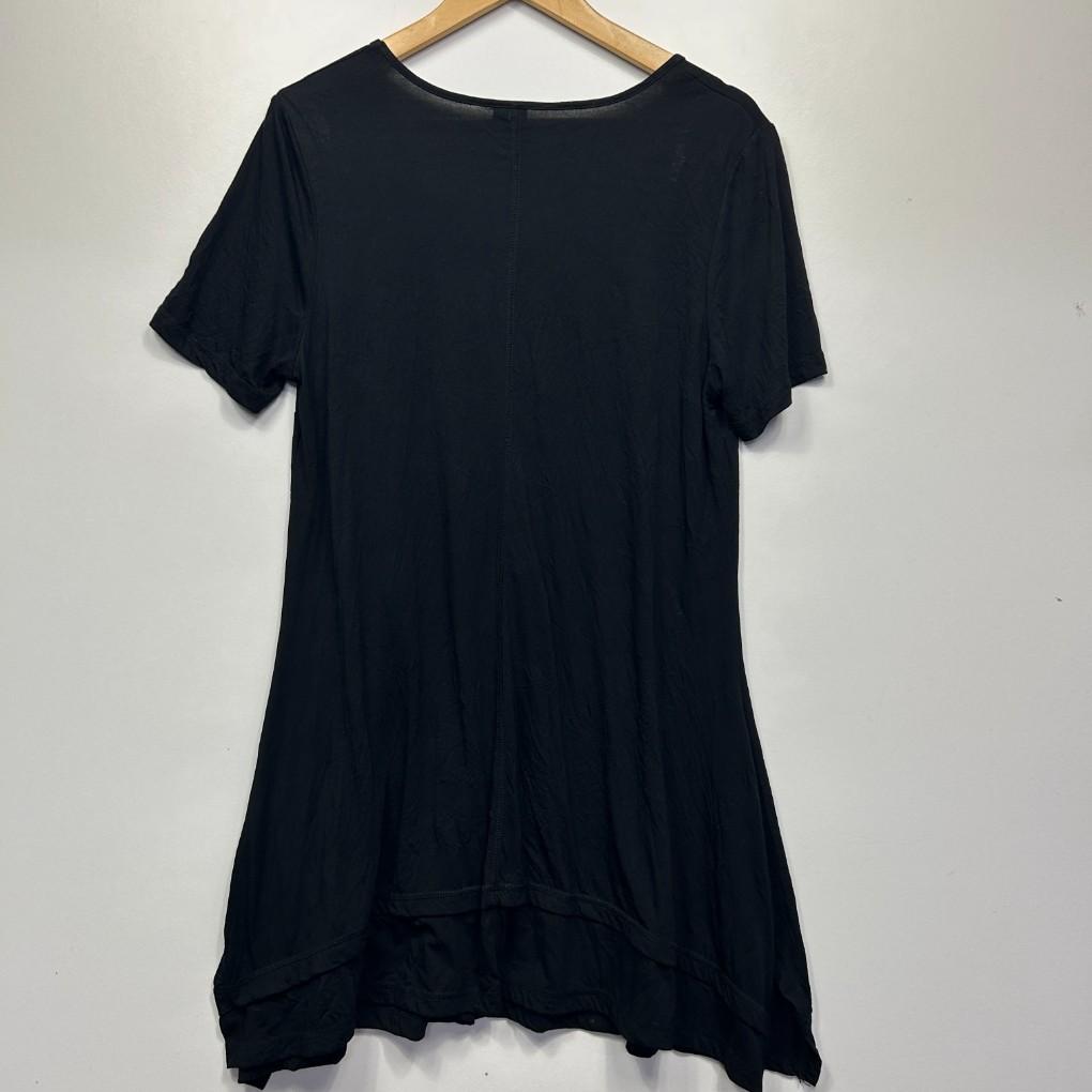 Taking Shape Black Top - Size 12/14/XXS
