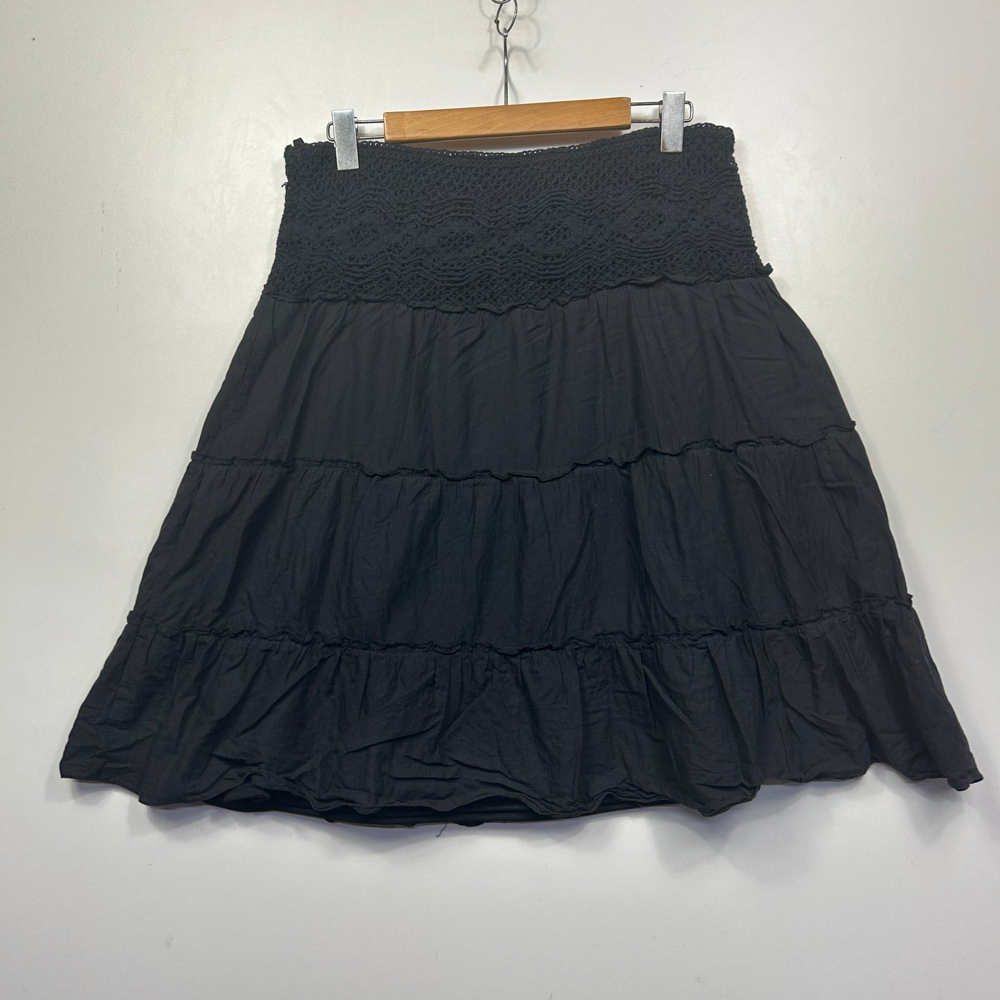 Expression Crochet Waist Black Skirt - Size 16