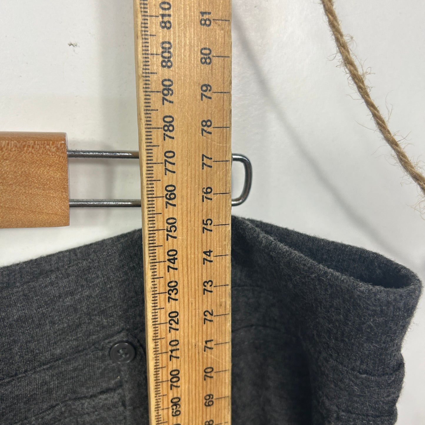 Now Charcoal Cropped Lounge Pants - Size 18