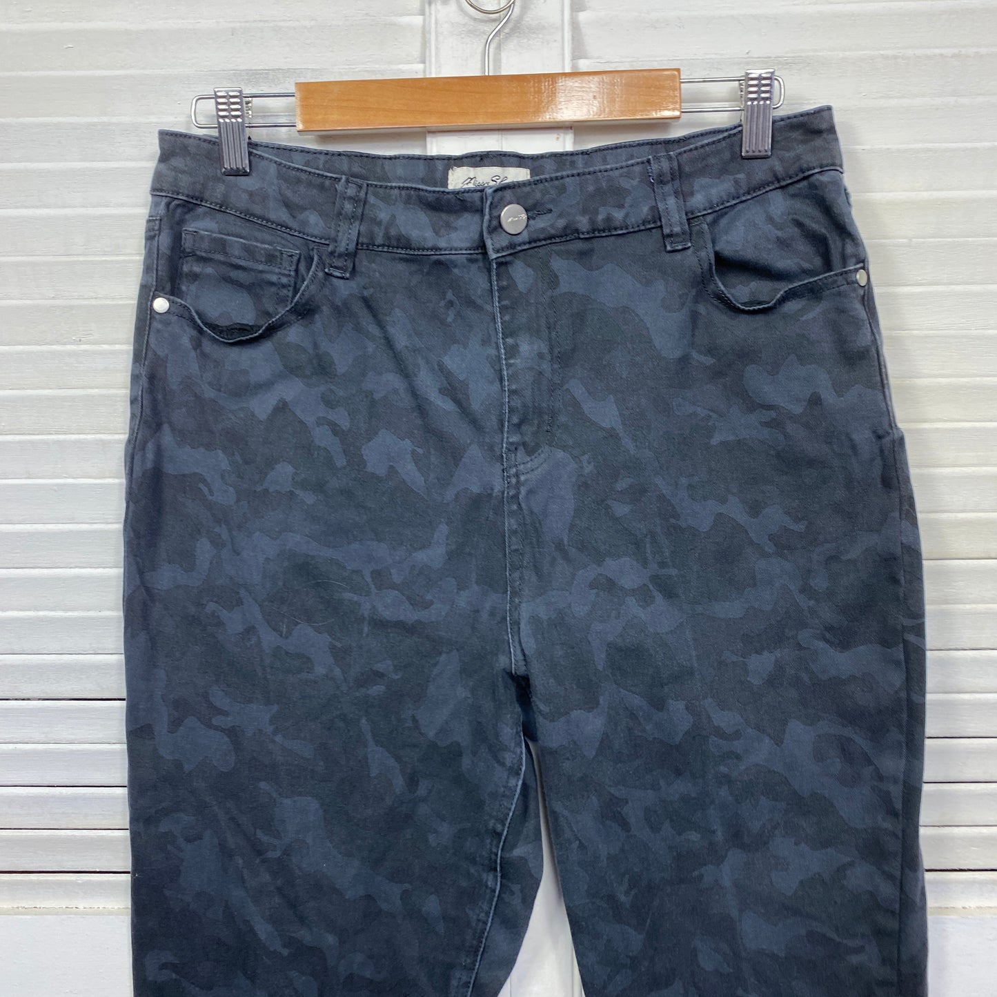 Miss Shop Jeans Size 16 Black Camouflage Print