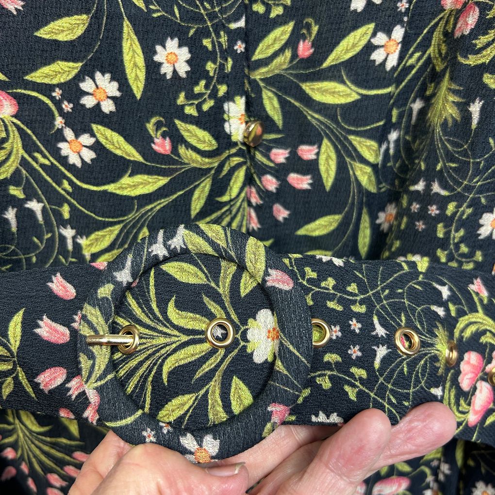 Vine Apparel Black Floral Dress - Size 14