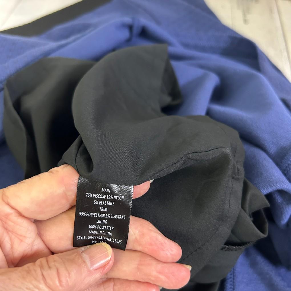 Liz Jordan Navy Skirt - Size 18